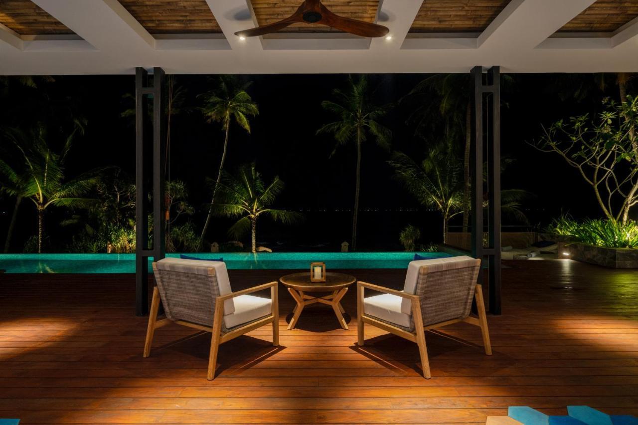 Hotel Ahu Bay à Ahungalla Extérieur photo